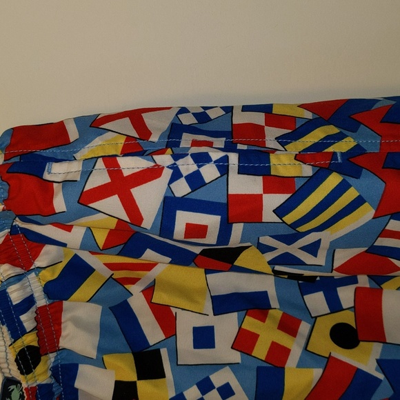 Charleston Threads Men's Size L World Flag Print Pool Swim Trunks - Picture 3 of 10